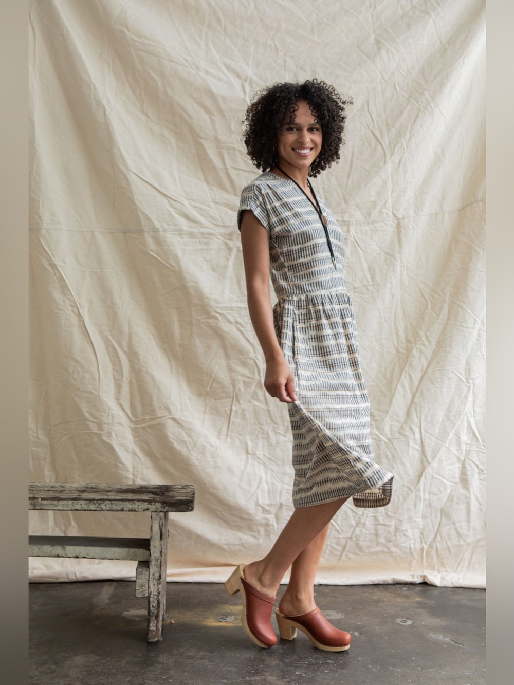 Bridge & Burn The Ira Midi Dress in Mushroom Ikat Stripe Organic Cotton Size XS - Picture 2 of 15